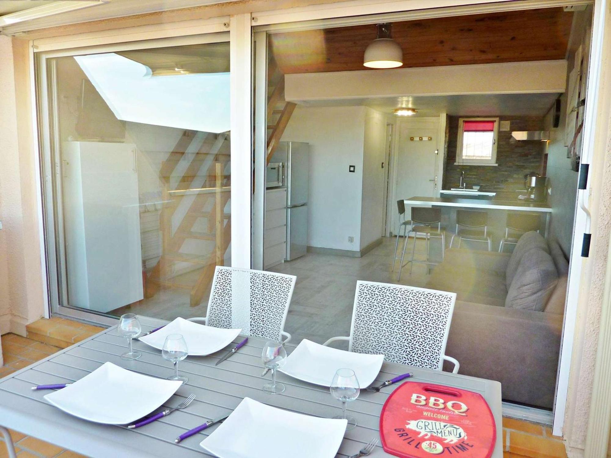 Duplex Renove Avec Clim, Terrasse Et Parking A Marseillan - Fr-1-387-162 Apartment Luaran gambar