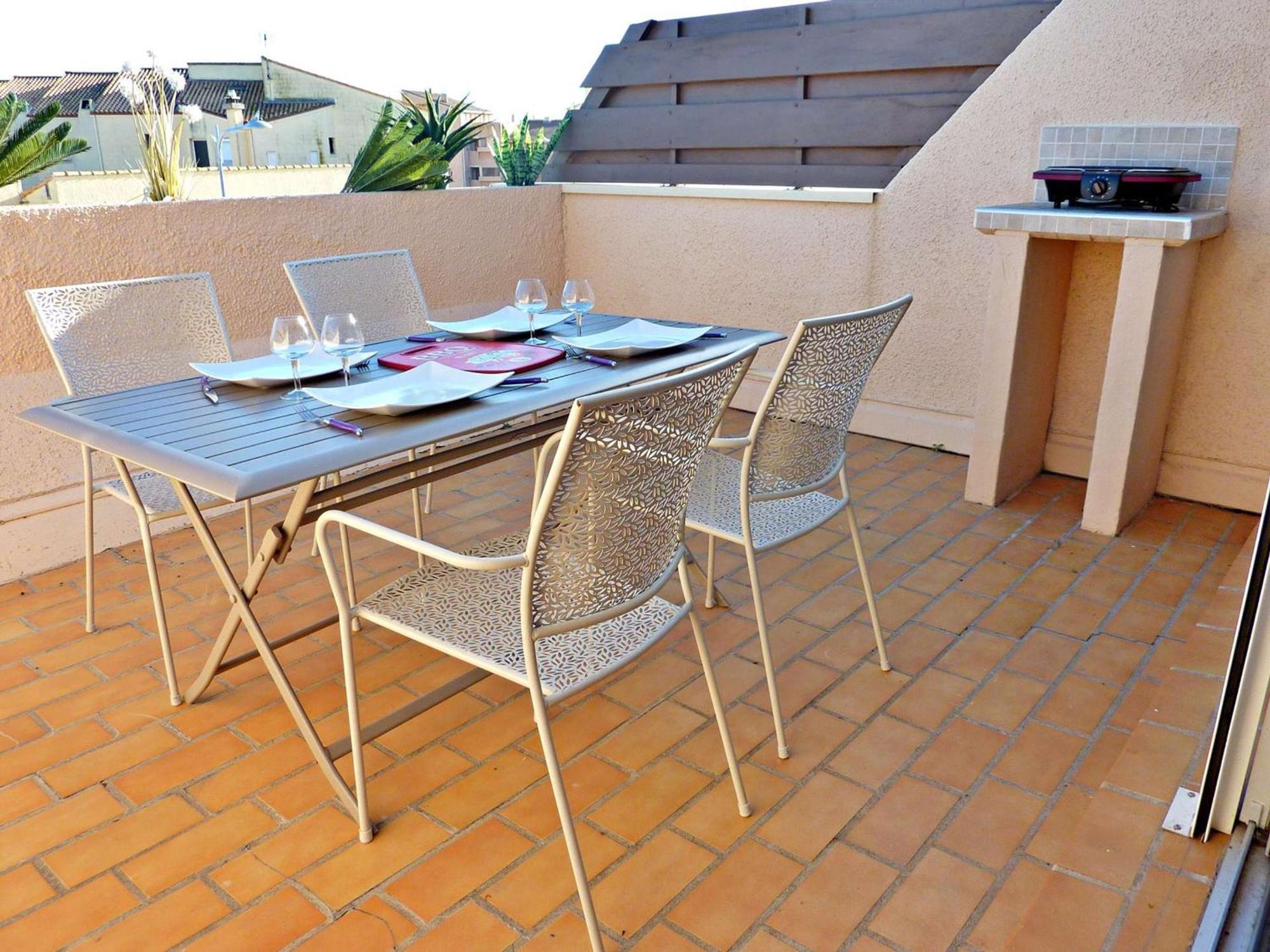 Duplex Renove Avec Clim, Terrasse Et Parking A Marseillan - Fr-1-387-162 Apartment Luaran gambar